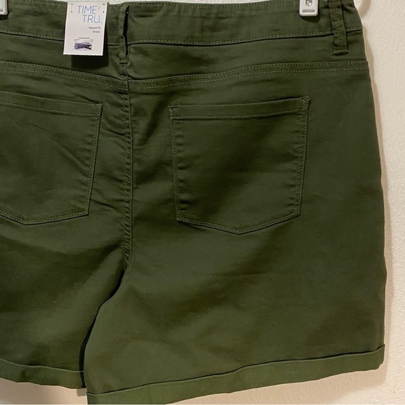 Time And Tru Shorts Women’s Size 16-18 Green‎ New - Picture 6 of 9